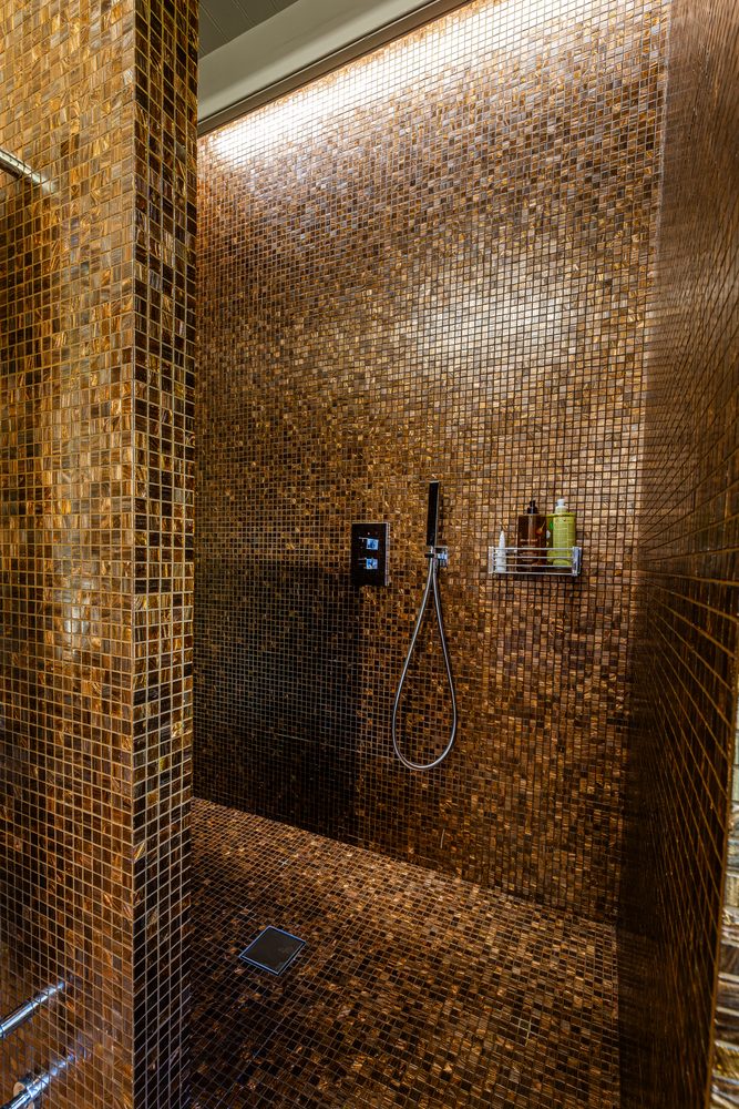 Salle de bains, Le Chêne au Loup